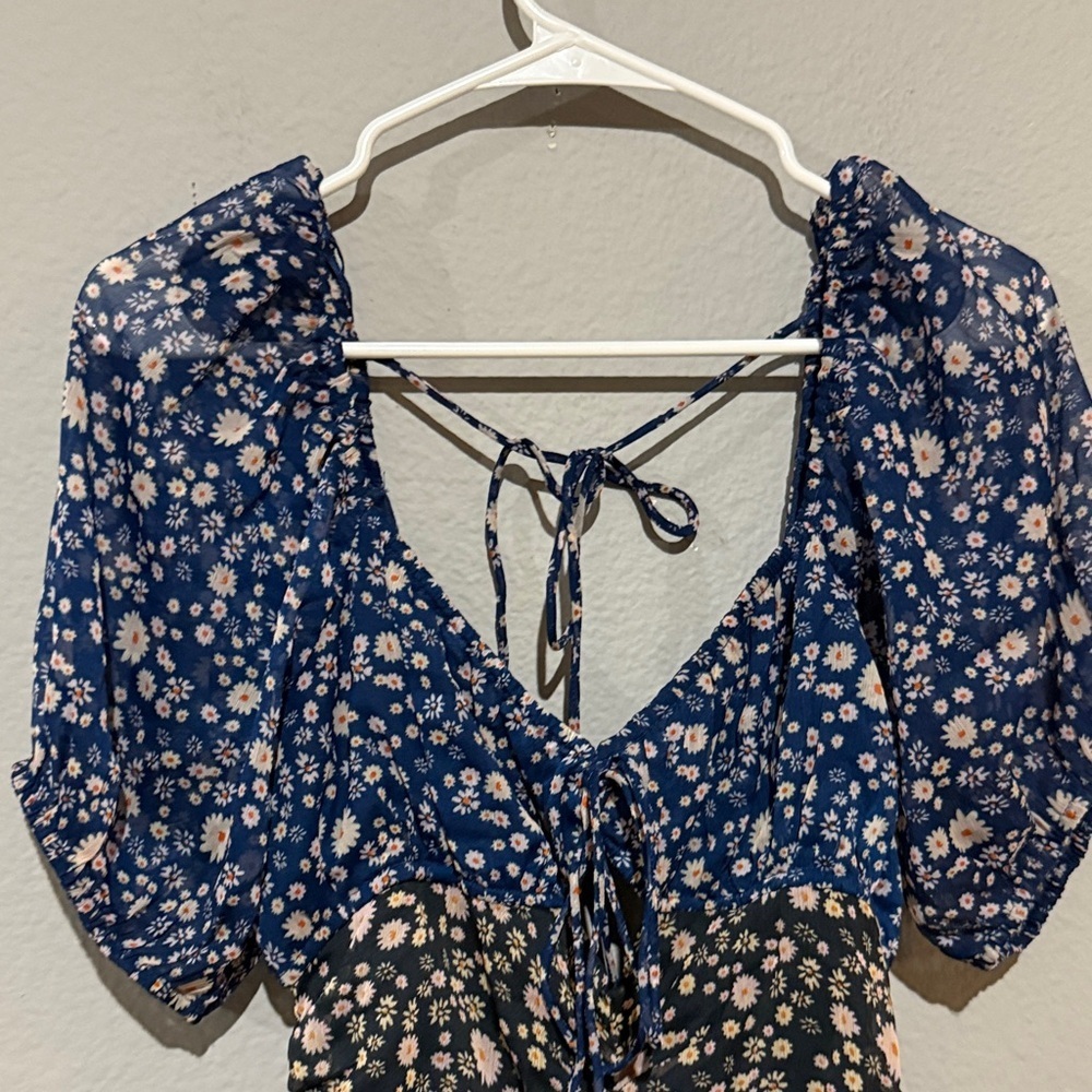 Free People revolve tessa babydoll 2 tone Navy Floral Dress with Tie Back ruched - Picture 4 of 11